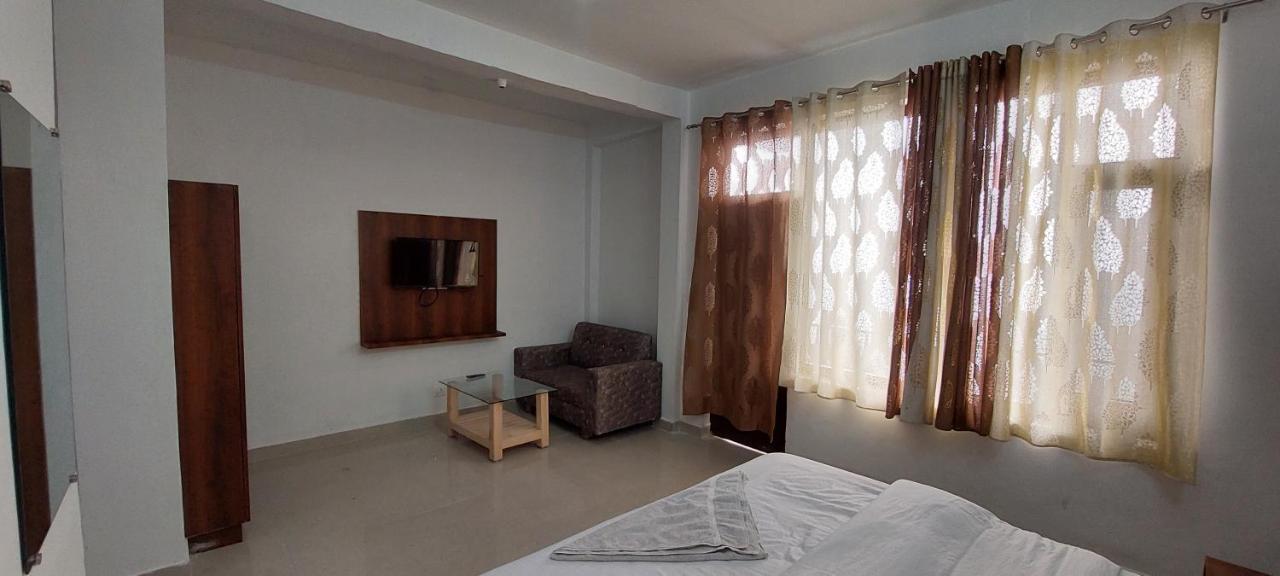 Peaceful Retreat Home Stay, Dalhousie Exterior photo